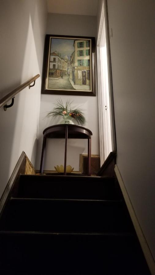 Tina'S Place Ottawa Bagian luar foto
